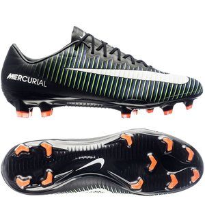Nike Men's Mercurial Victory VI Soccer Cleats